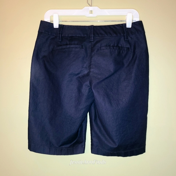 Ann Taylor Navy Blue Nautical Button Bermuda Shorts Women's Size 2 - Picture 4 of 12